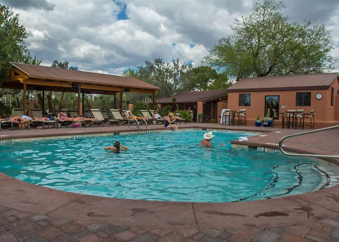 White Stallion Ranch 4*